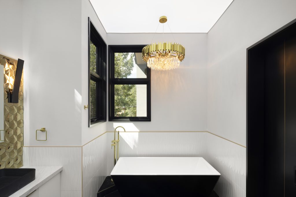 Luxury Mountain Home in Truckee’s Gray’s Crossing