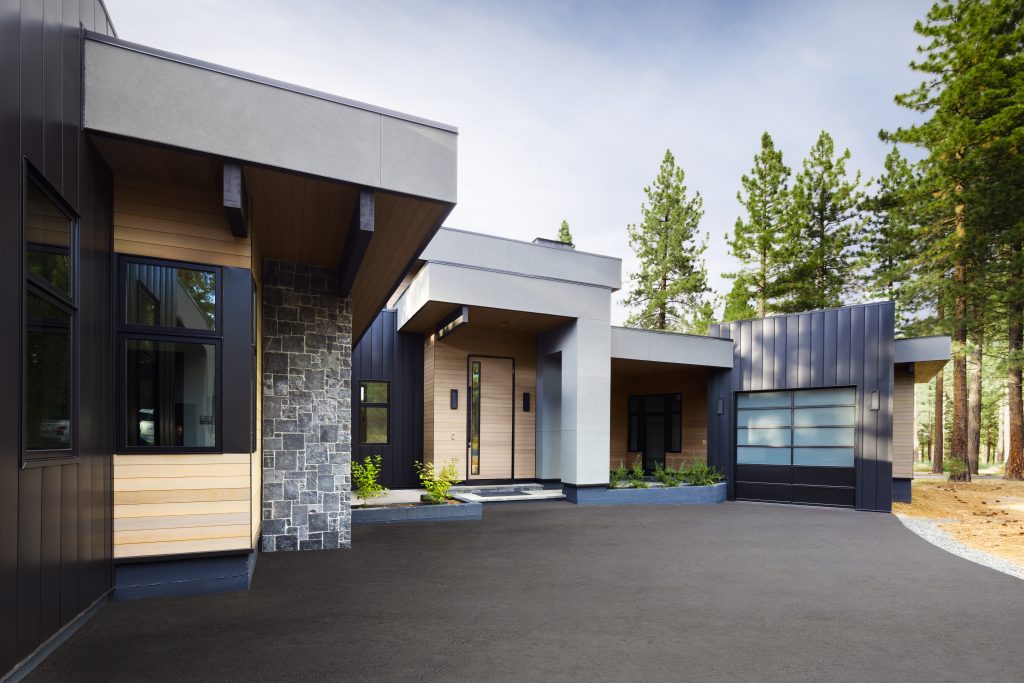 Luxury Mountain Home in Truckee’s Gray’s Crossing