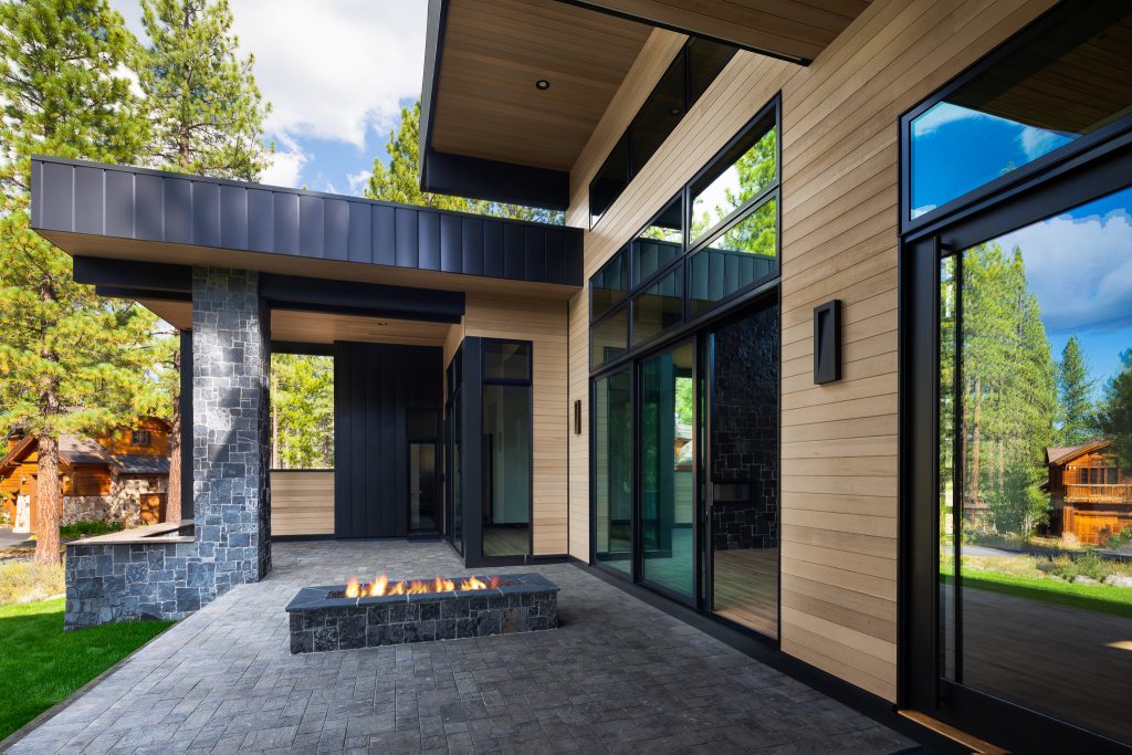Luxury Mountain Home in Truckee’s Gray’s Crossing